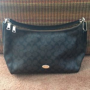 Coach signature purse / dark brown with black C’s